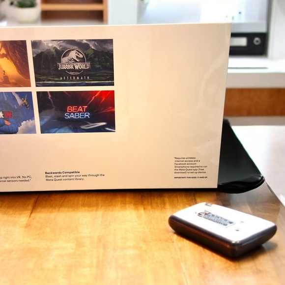 Meta Quest 2: All-In-One Wireless VR Headset - 256GB - Brand New Sealed - Picture 8 of 14